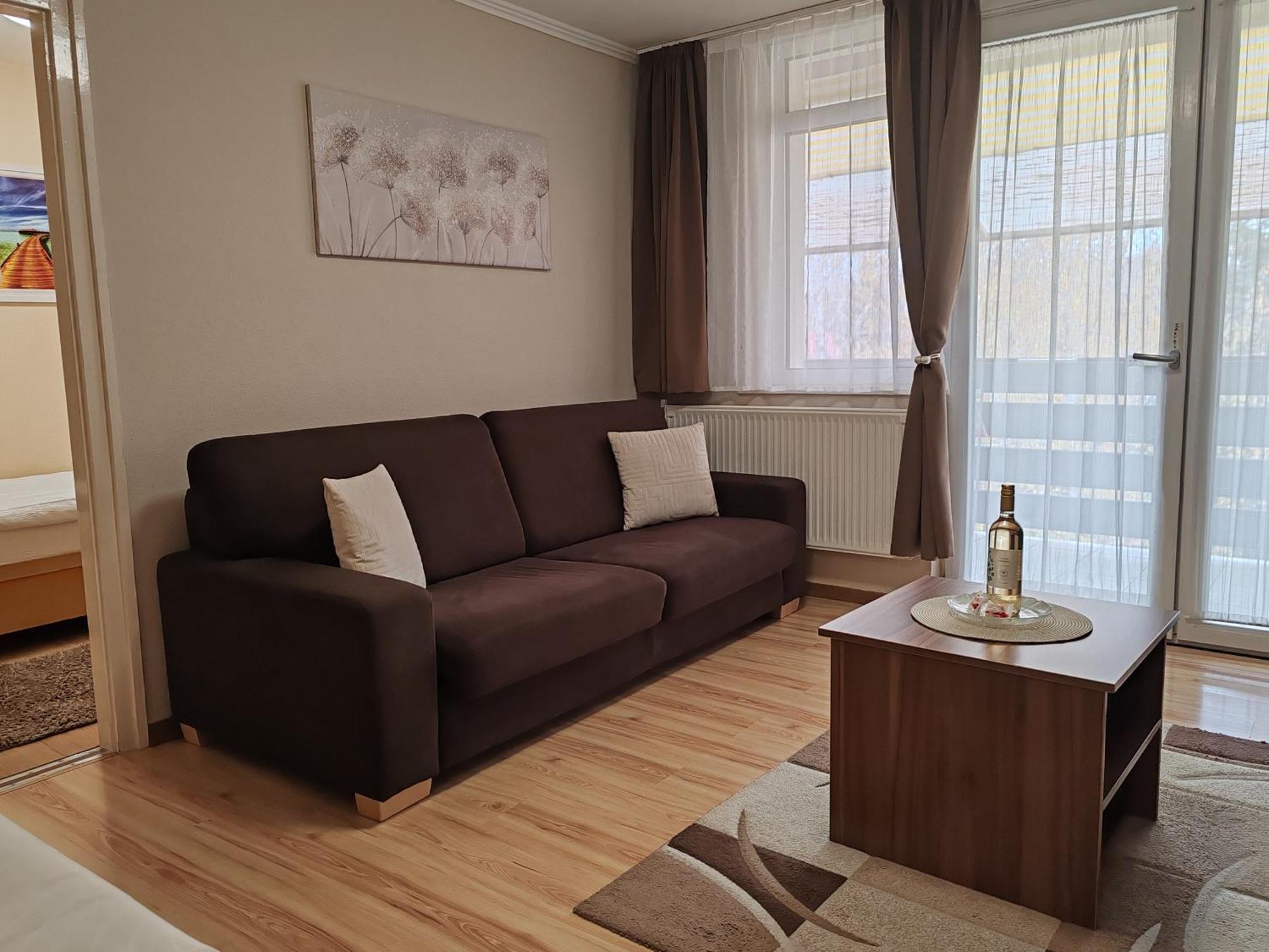 To Apartman Gunarasfuerdo Dombóvár Exterior foto